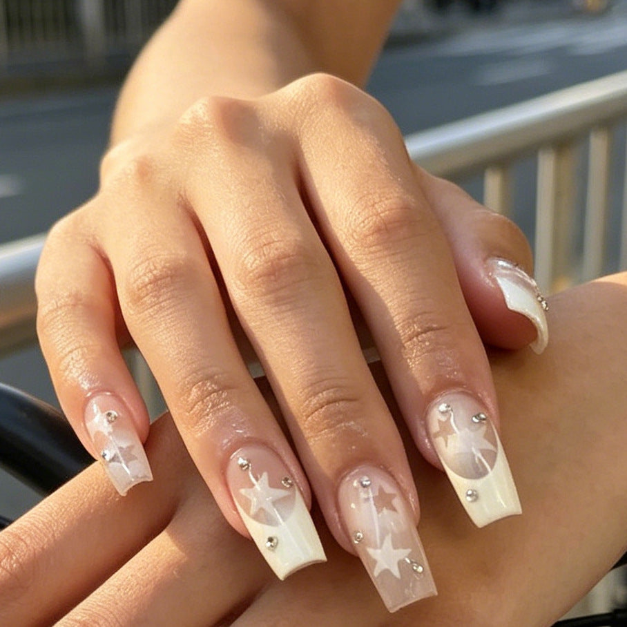 Glamorous Starry Nail Art Bowlift