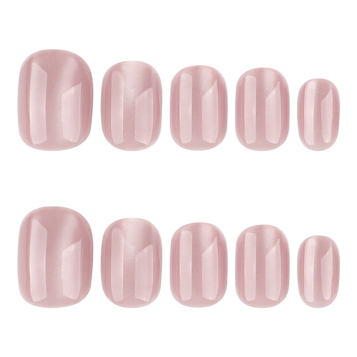 High-quality artificial nails with natural shine Bowlift