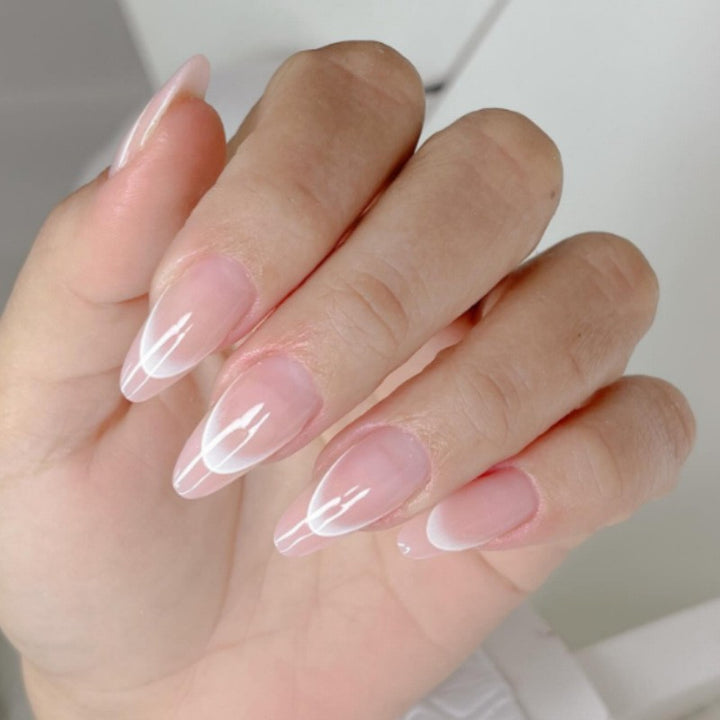 Artistic Almond-Shaped Press-On Nail Set Bowlift
