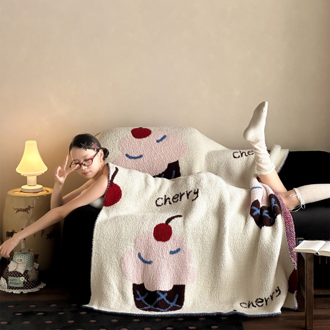 Plush Tree-Pattern Chenille Throw Blanket