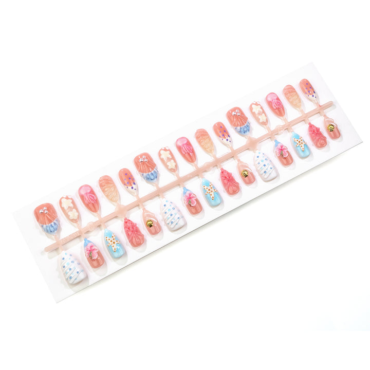 Beach-Inspired Press-On Nail Set Bowlift