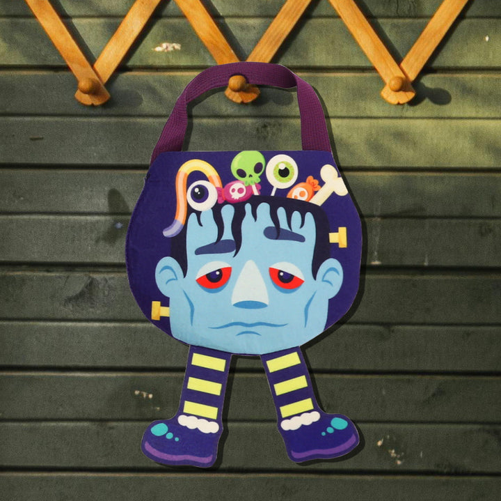 Fun Halloween Trick-or-Treat Bag Bowlift