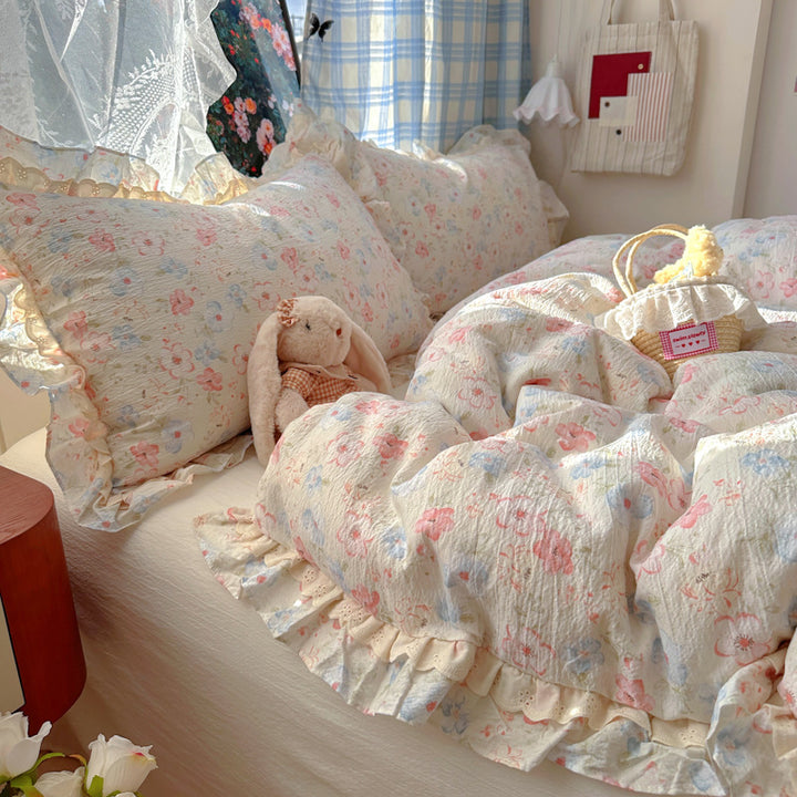 Floral Embellished Quilt Set