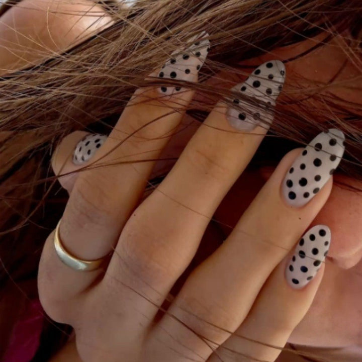 Polka Dot Stiletto Press-On Nails Bowlift