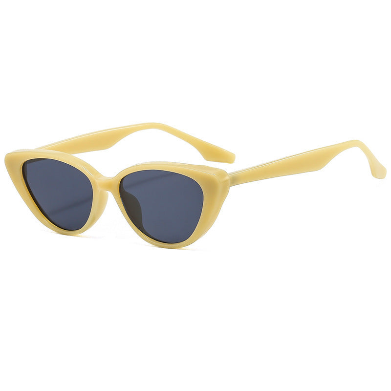 Women's Cat-Eye Sunglasses with Modern Extreme Frame Bowlift