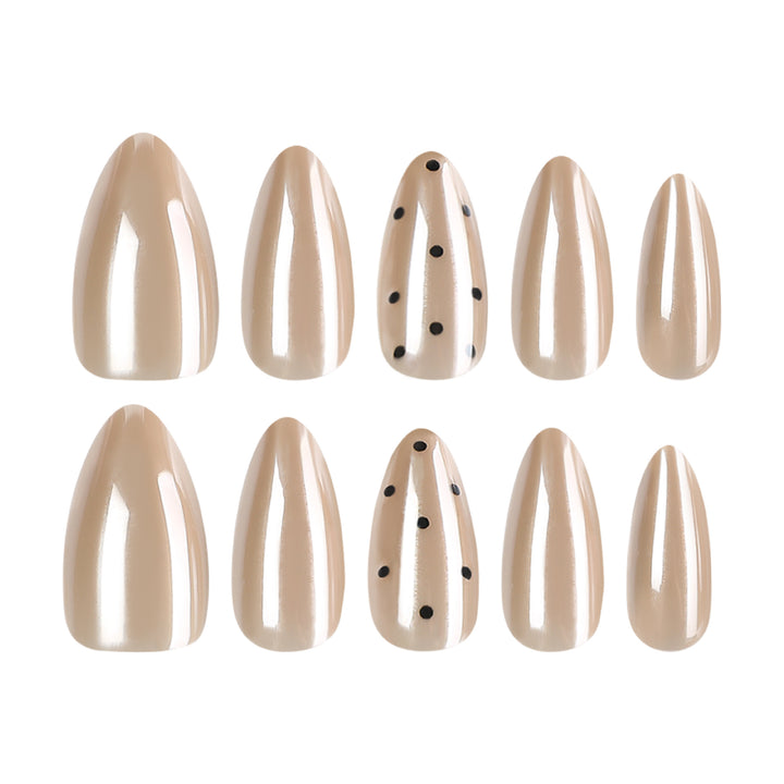 High-Quality Artificial Nails Bowlift