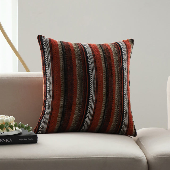 Square cushion cover with woven stripe and chenille structure Bowlift