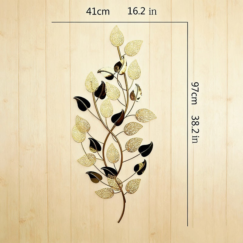Wall-Mounted Leaf Sculpture Bowlift