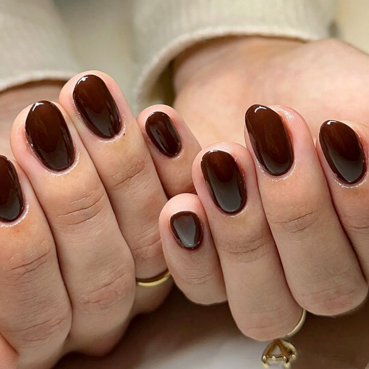 Glossy Almond-Shaped Press-On Nail Set