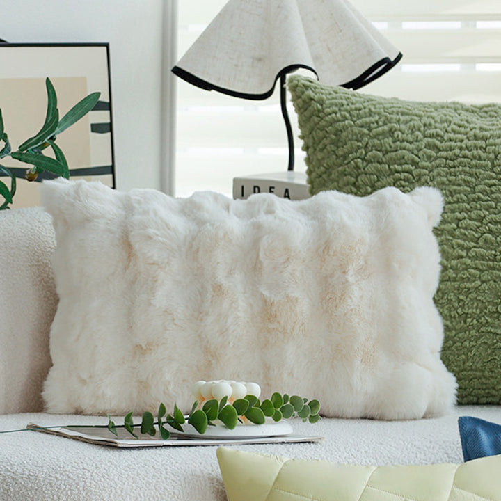 Square pillowcase with herringbone pattern and piped seam Bowlift