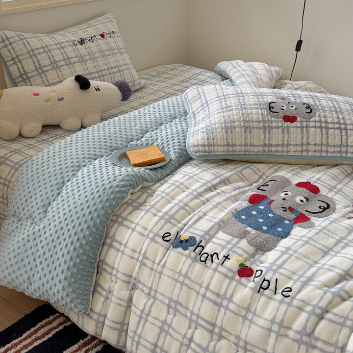 Dog-Themed Quilted Bedding Set