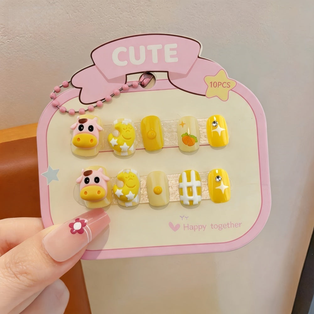 Creative artificial nails with 3D designs Bowlift