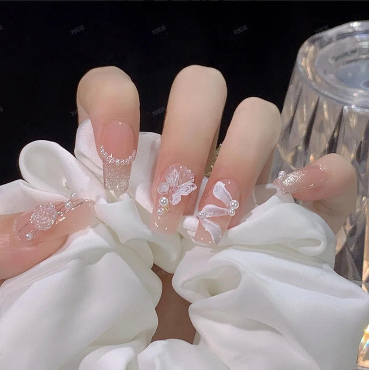 Artistic Butterfly-Inspired Press-On Nail Set Bowlift