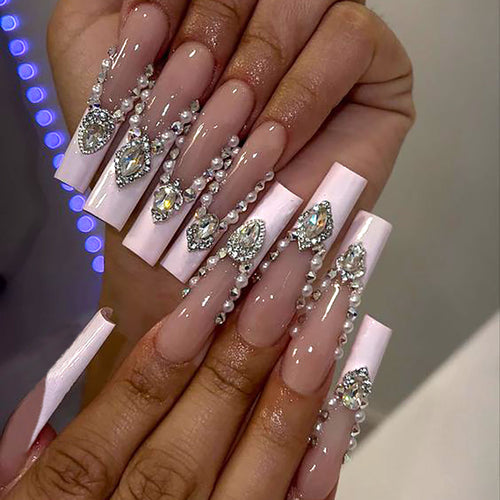 Decorative Rhinestone-Embellished Stiletto Press-On Nails Bowlift