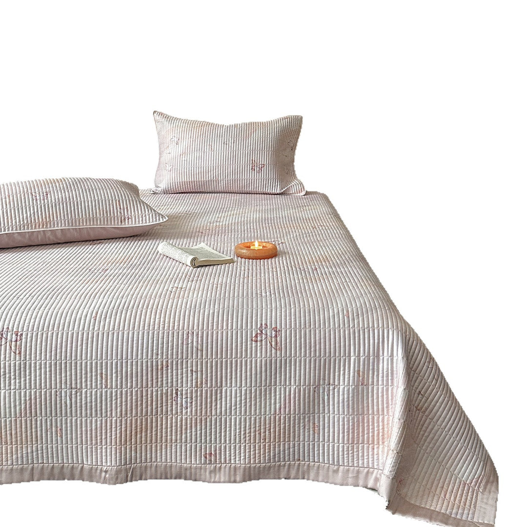 Quilted Lightweight Breathable Bedspread Set with Matching Pillow Shams