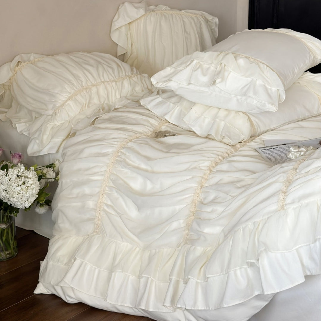 Luxurious Ruffle Satin Bedding Set with Ruffles and Pillow Shams