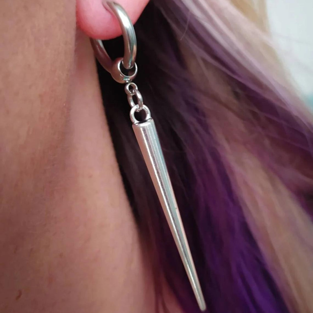 Hanging Spikes Earrings Bowlift