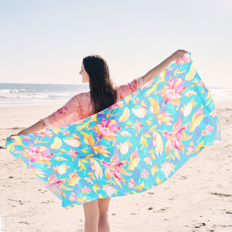 Light beach towel with creative jellyfish motif Bowlift