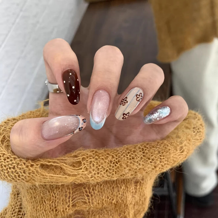 Artistic Floral Press-On Nail Art