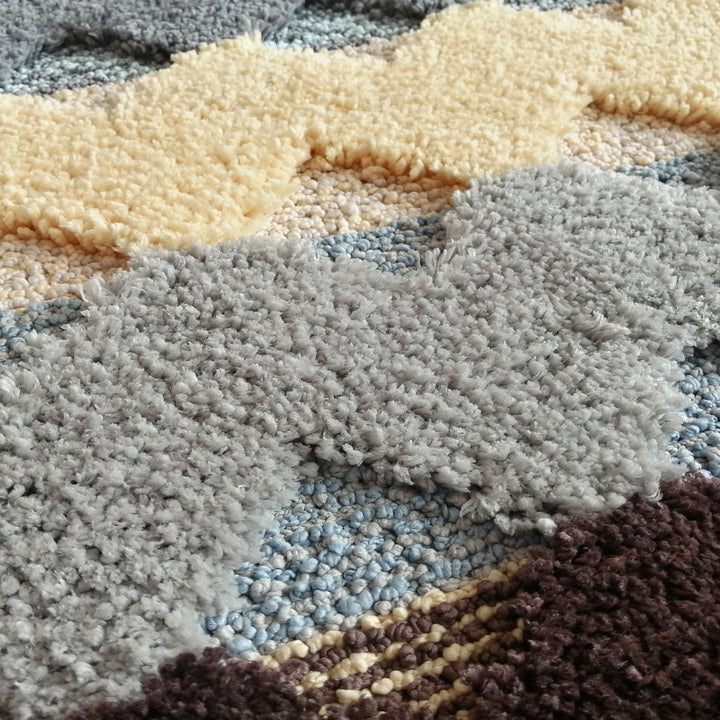 Textured Chevron Bath Rug