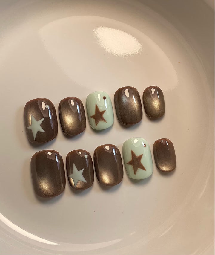 Star-Patterned Press-On Nail Art Set