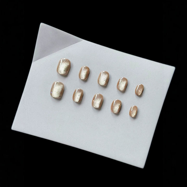 Elegant Press-On Nail Art Set with Glitter Finish