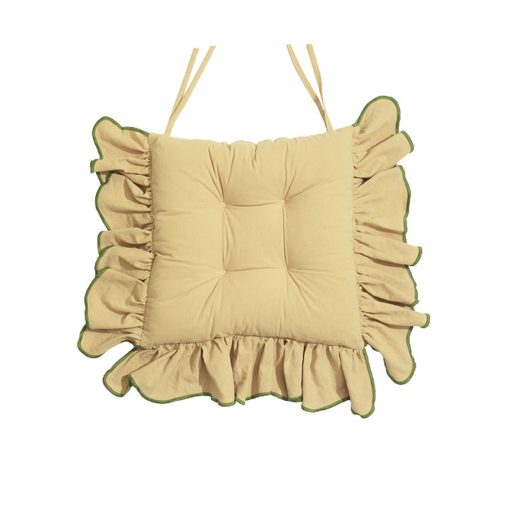 Padded chair cushion with ruffle and ties Bowlift