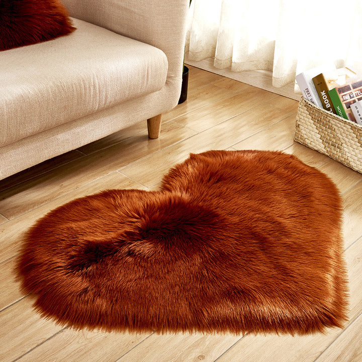 Plush Heart-Shaped Area Rug Bowlift