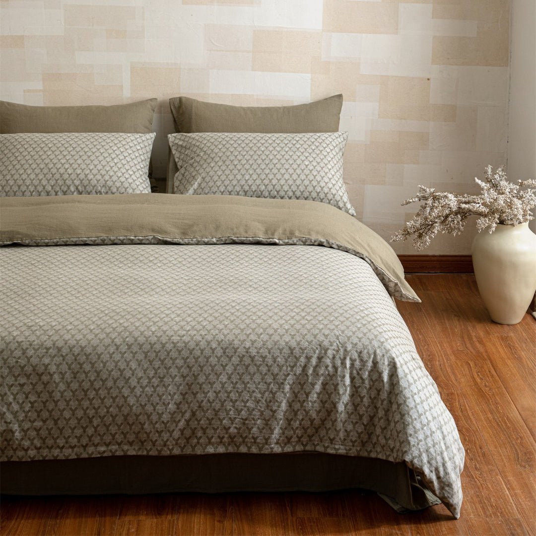 Reversible Linen-Blend Textured Duvet Cover Set with Jacquard Herringbone Pattern