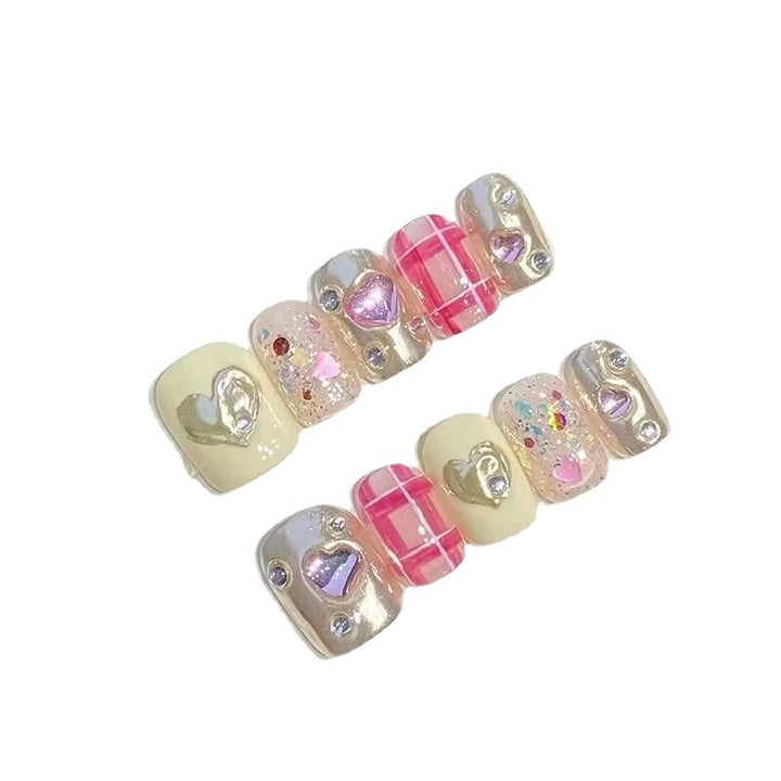 Heart-Embellished Press-On Nail Art Set Bowlift