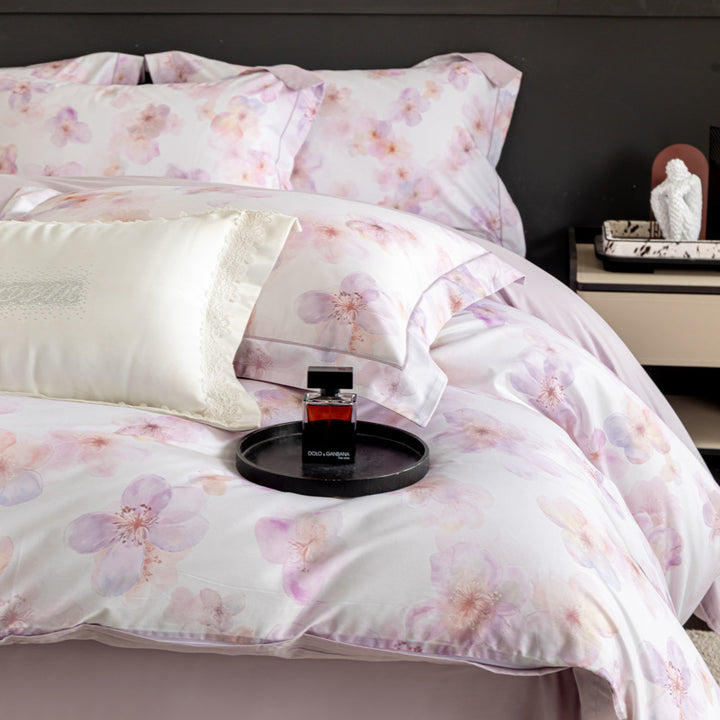 Luxurious cotton satin duvet cover set with watercolor flower pattern