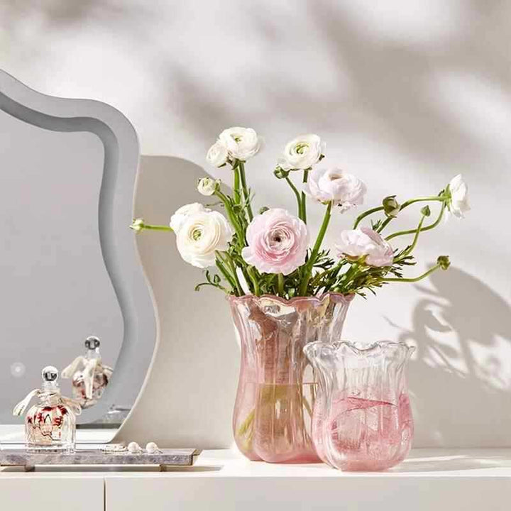 Handblown Ruffled-Tulip Art Glass Decorative Vase Bowlift