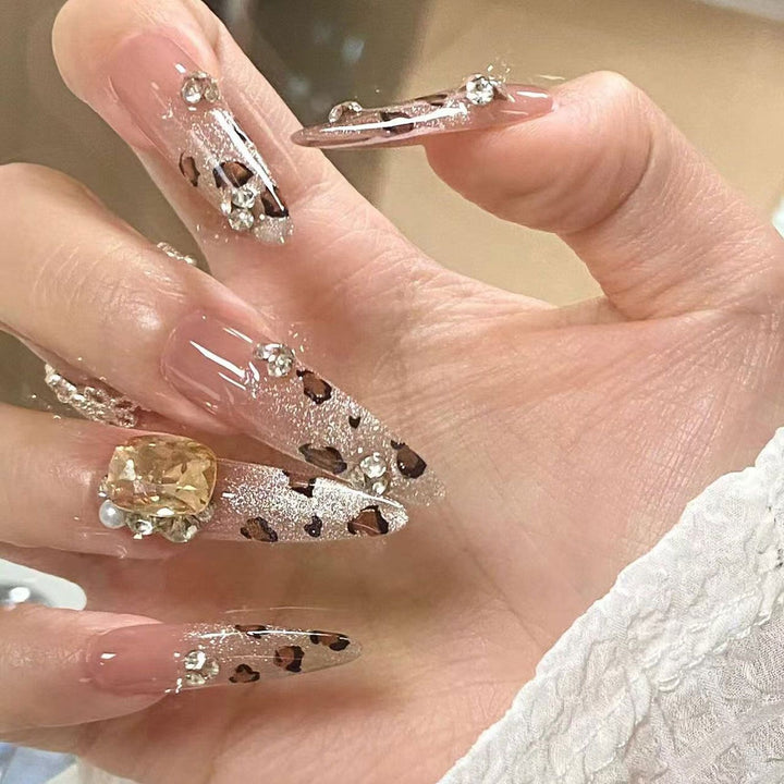 Artistic Gel Press-On Nail Set Bowlift