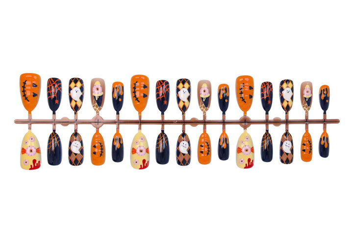 Artificial nail set with Halloween motifs and festive designs Bowlift