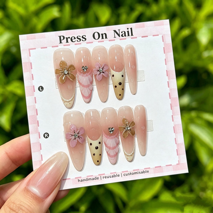 Handcrafted Floral Press-On Nail Art Set