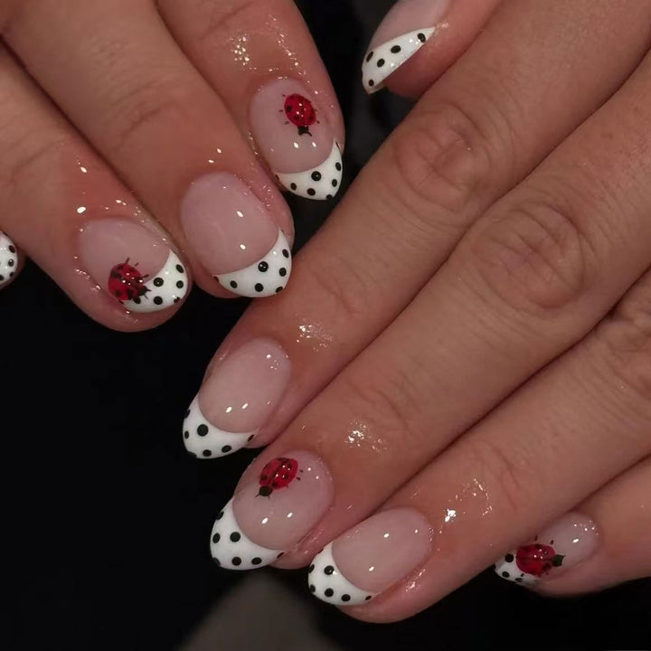 Artistic Ladybug Nail Art Kit