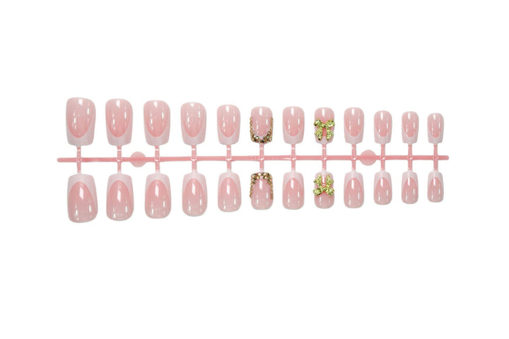 Artificial nail set with glamorous 3D decorations Bowlift