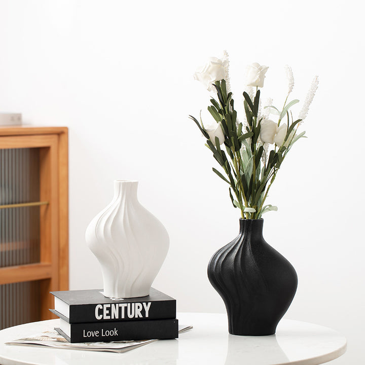 Elegant Decorative Art Vase