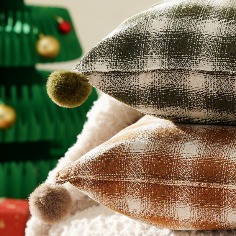 Decorative square cushion cover with pompom corners and checkered jacquard pattern Bowlift