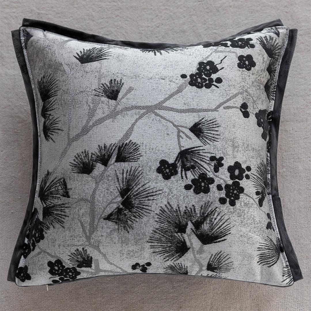 Decorative pillow with mountain motifs