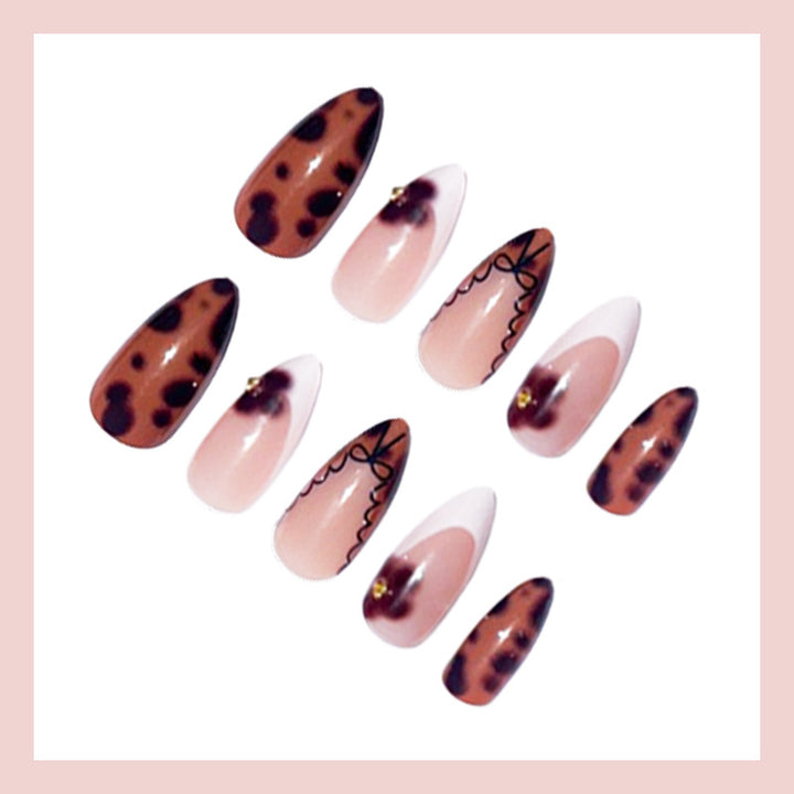 Artificial nail set with elegant spot design Bowlift