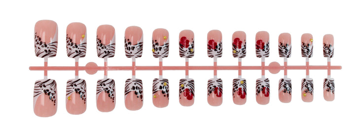 Nail art set with elegant floral accents Bowlift