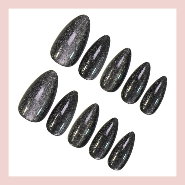 Acrylic nail set with stylish design Bowlift