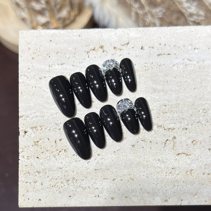 Elegant Glossy Press-On Nail Set with Rhinestone Accents
