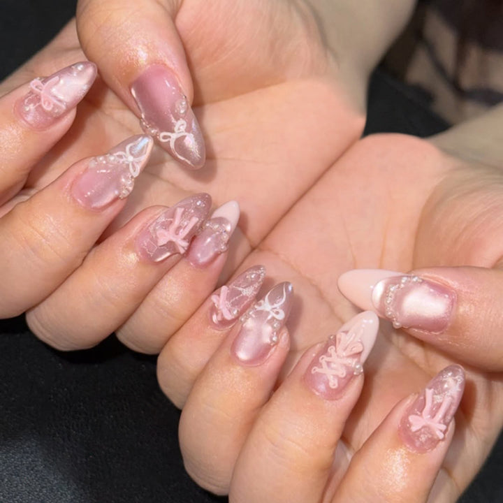 Artful stiletto nails with glitter accents Bowlift