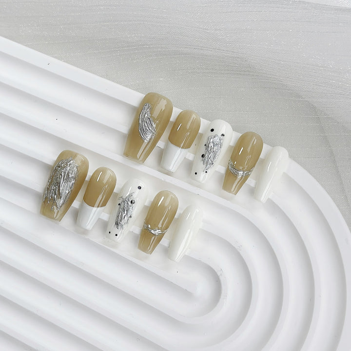 Artistic Press-On Nail Set with Metallic Accents