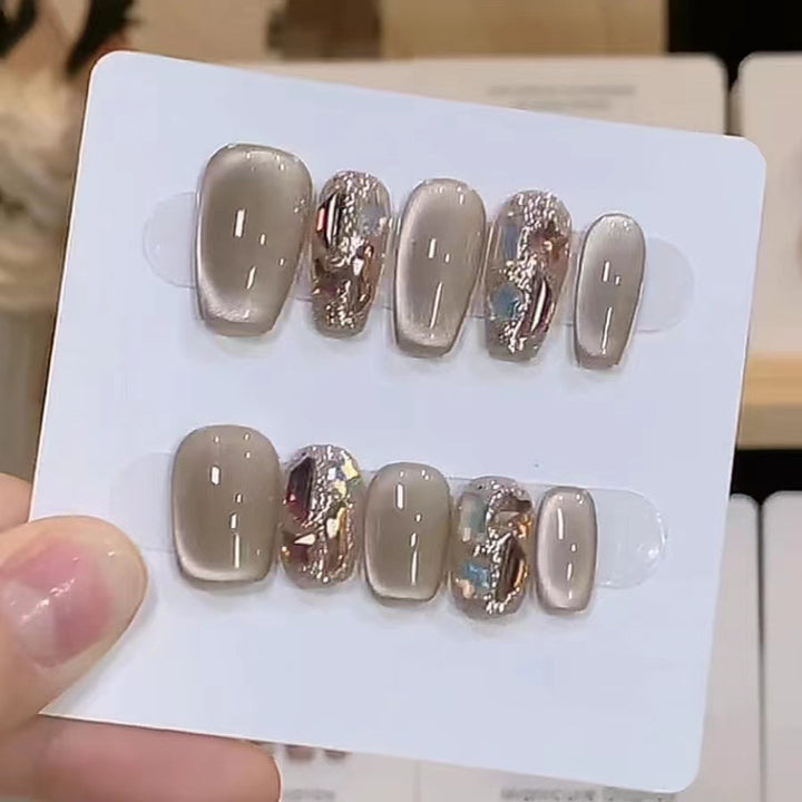 Elegant Press-On Nail Art Set Bowlift