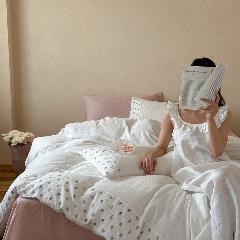 Textured Linen-Cotton Tufted Duvet Comforter Set with Contrast Piped Edge and Envelope Shams