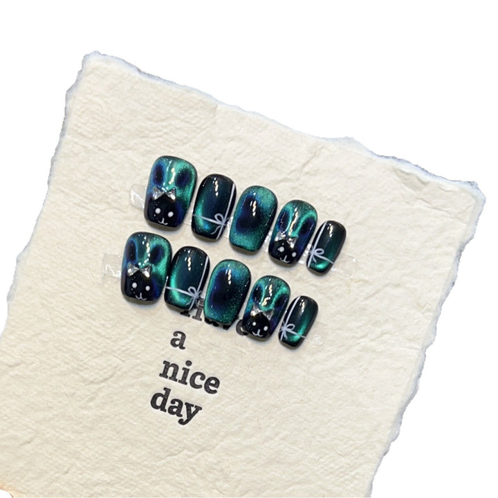 Artistic Press-On Nail Set with Cat Design