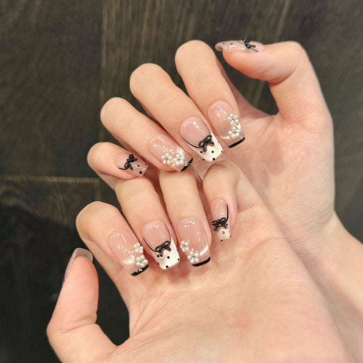 Elegant Decorative Press-On Nail Set with Pearl and Bow Accents
